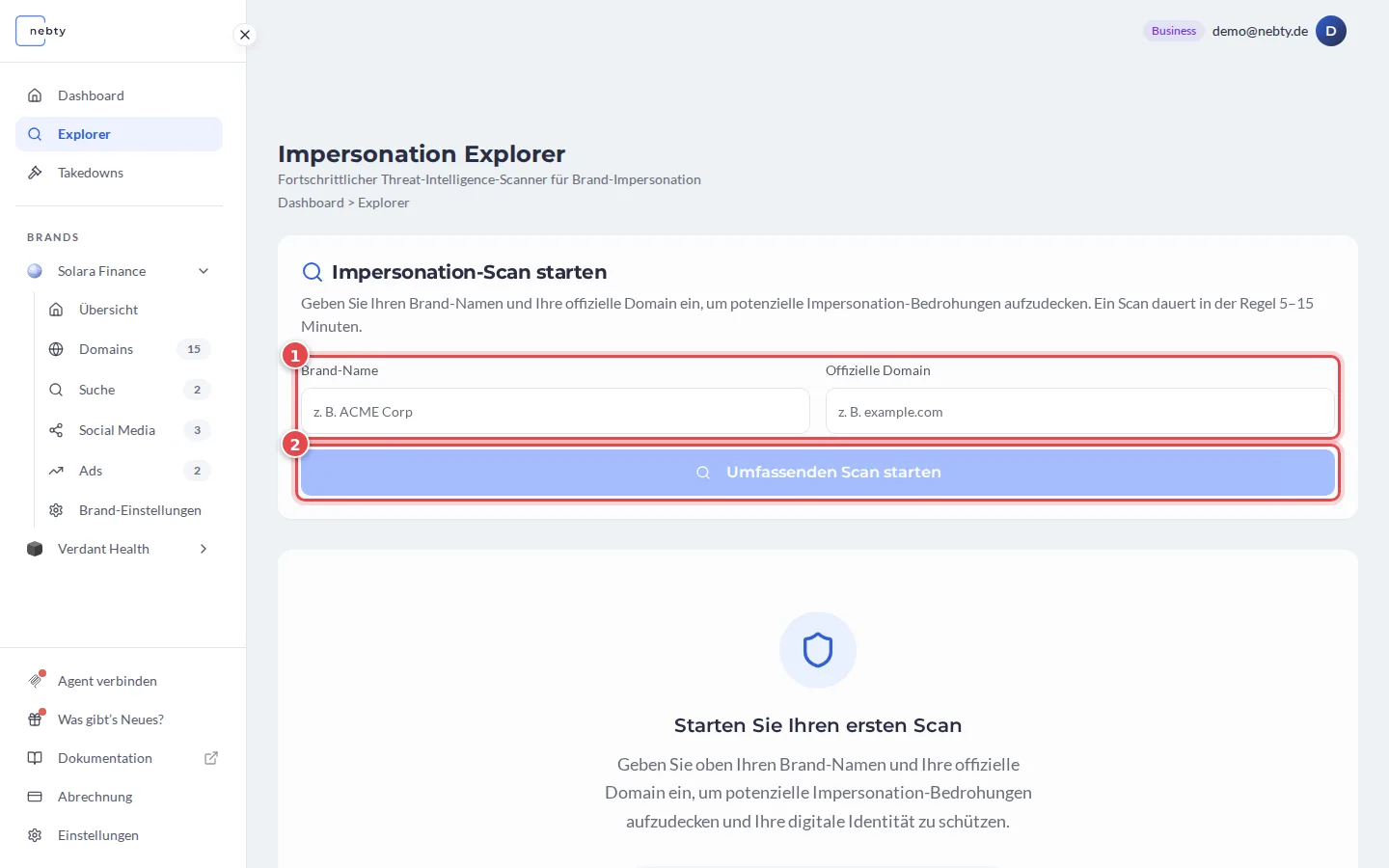 Das Scan-Formular des Impersonation Explorer mit den Feldern Brand-Name und Offizielle Domain, markiert mit 1, und der Schaltfläche Umfassenden Scan starten, markiert mit 2